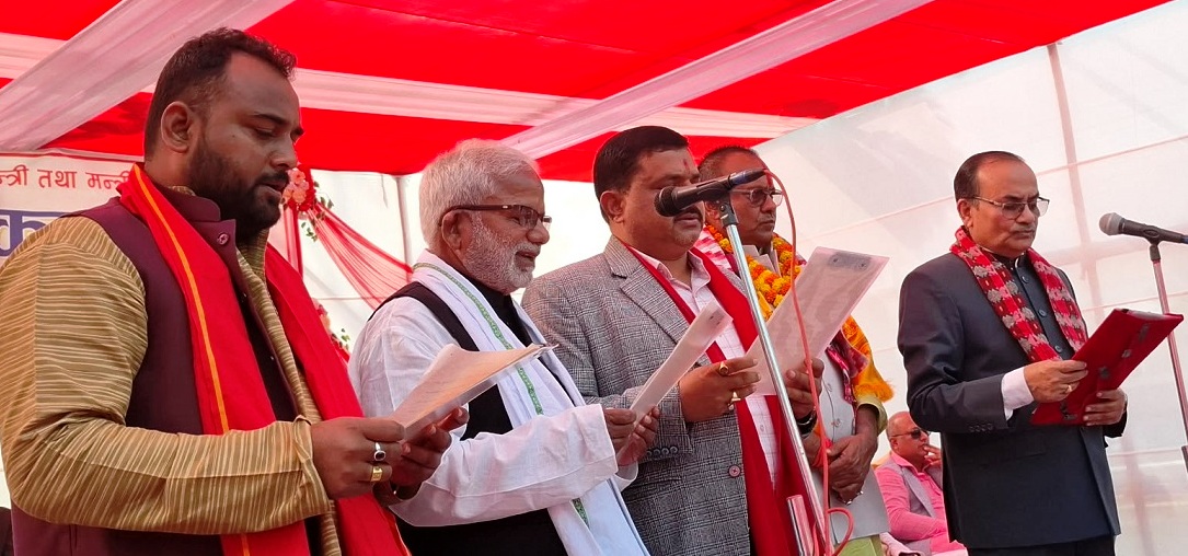 मधेश प्रदेशका मुख्यमन्त्री यादवद्वारा तिन मन्त्री नियुक्त, मन्त्रहिरुले लिए सपथ